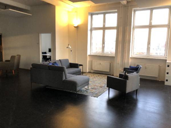 Titel Inserat Titel Inserat — Bild 4