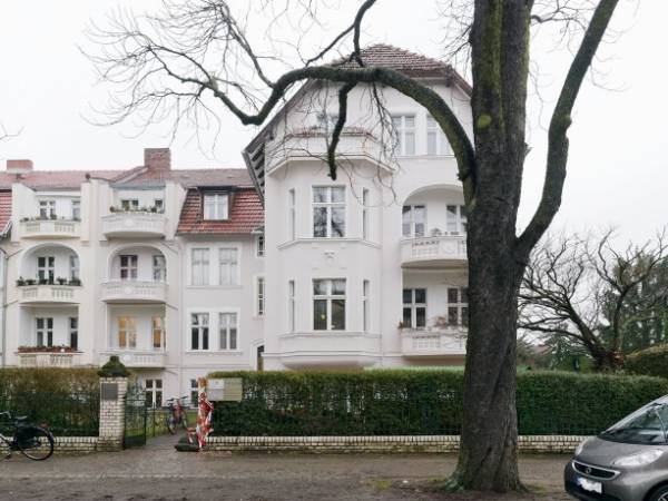 Komplett ausgestatteter Büroraum in Berlin Lichterfelde — Bild 1