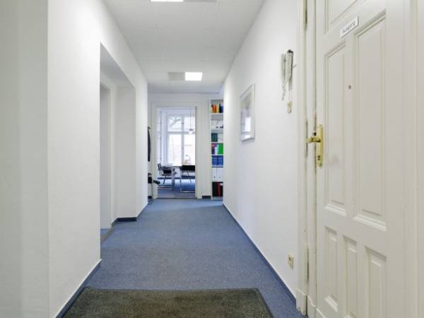 Komplett ausgestatteter Büroraum in Berlin Lichterfelde — Bild 4