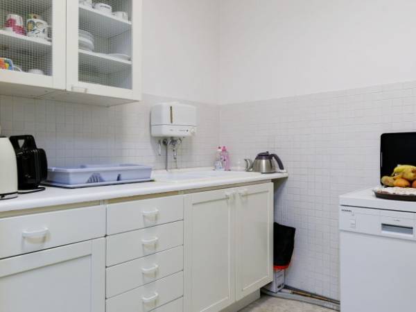 Komplett ausgestatteter Büroraum in Berlin Lichterfelde — Bild 6