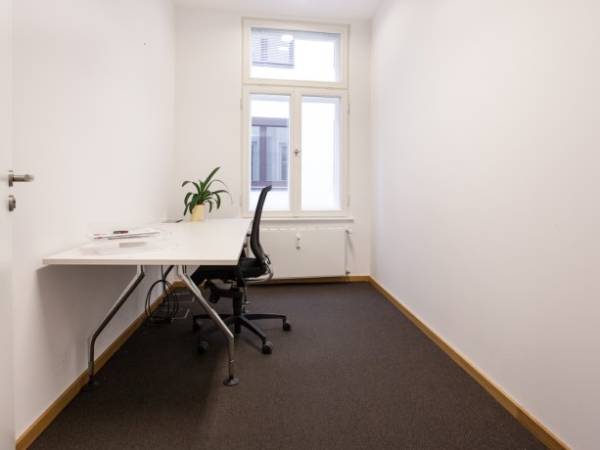Freie Büroräume in Coworking Space in der Altstadt — Bild 4