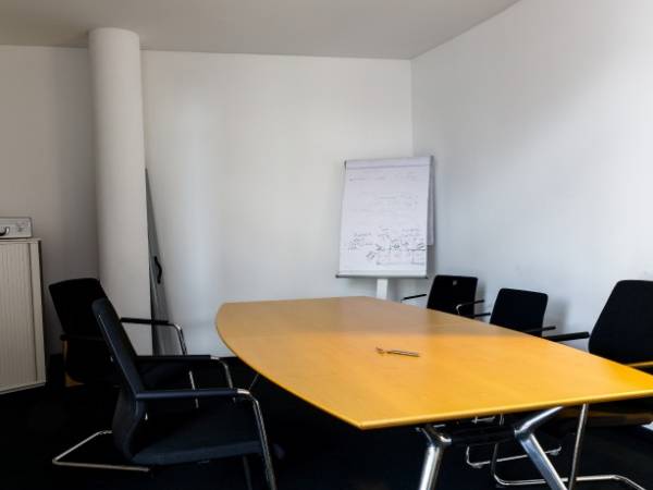 Helles Büro in Stuttgart — Bild 2