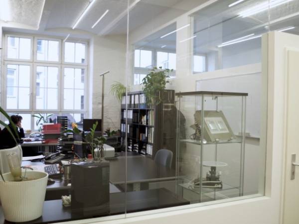 Arbeitsplätze in cooler Location mit netter Atmosphäre — Bild 3