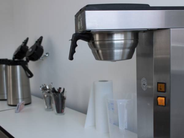 Komfortable Arbeitsplätze in neuem Coworking Space — Bild 3