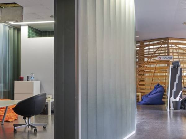Junge Bürogemeinschaft im Herzen von Stuttgart — Bild 3