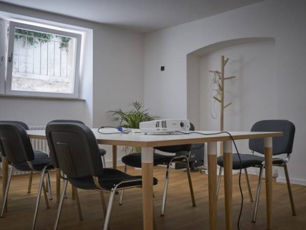 Arbeitsplätze in junger Bürogemeinschaft im Herzen von Stuttgart — Bild 3