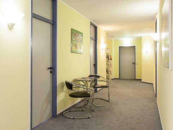 Hochwertiger Büroraum in Rechtsanwaltskanzlei — Bild 2