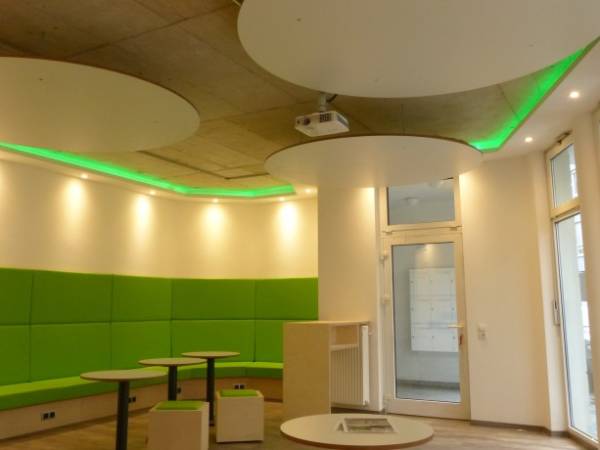 Coworking Arbeitsplätze im Coworking Space — Bild 3