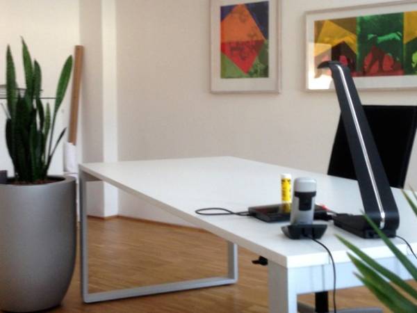 Arbeitsplatz in der Samtweberei — Bild 1