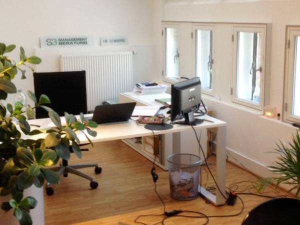 Arbeitsplatz in der Samtweberei — Bild 2