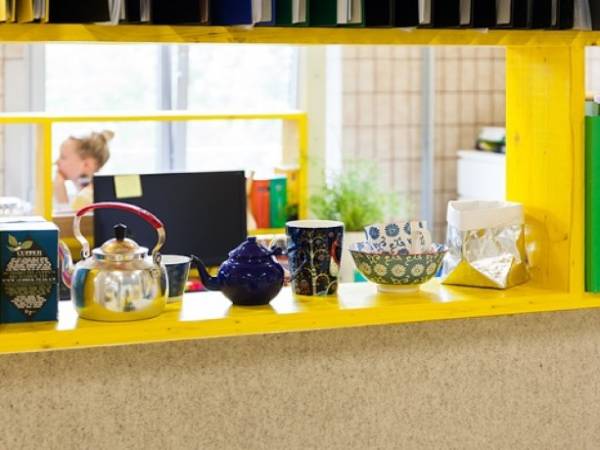 Freie Arbeitsplätze in außergewöhnlichem CoWorking Space — Bild 3