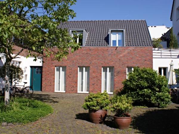 Helles Büro oder einzelne Arbeitsplätze in Rodenkirchen — Bild 1
