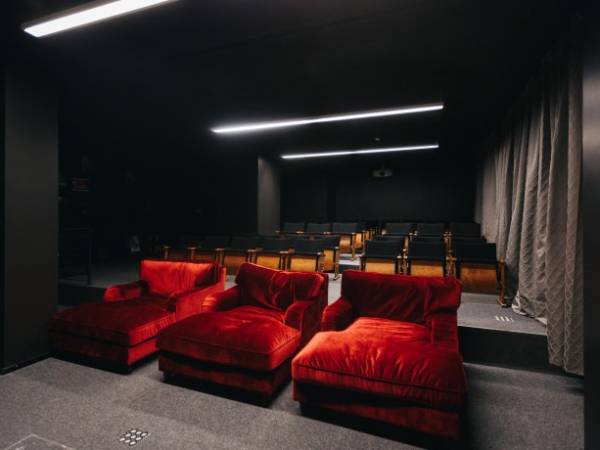 AB SOFORT Büroräume & Coworking Space im schönem Berlin Mitte — Bild 2