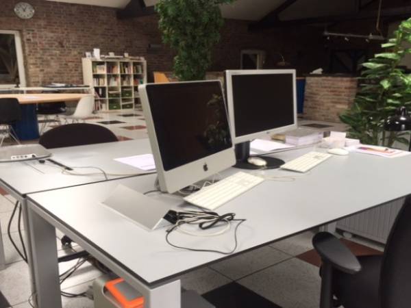 Komplett ausgestattete Arbeitsplätze — Bild 3