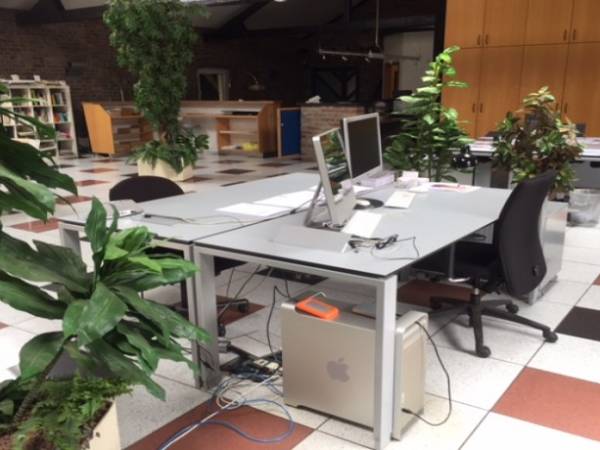 Komplett ausgestattete Arbeitsplätze — Bild 1