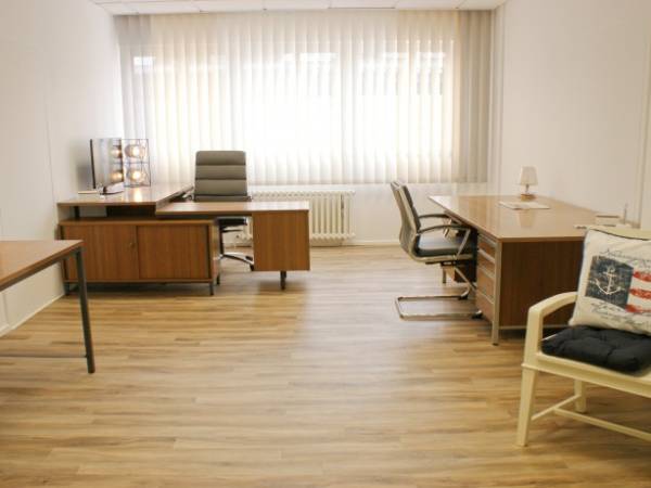 Schöne Büroräume in netter Bürogemeinschaft — Bild 2