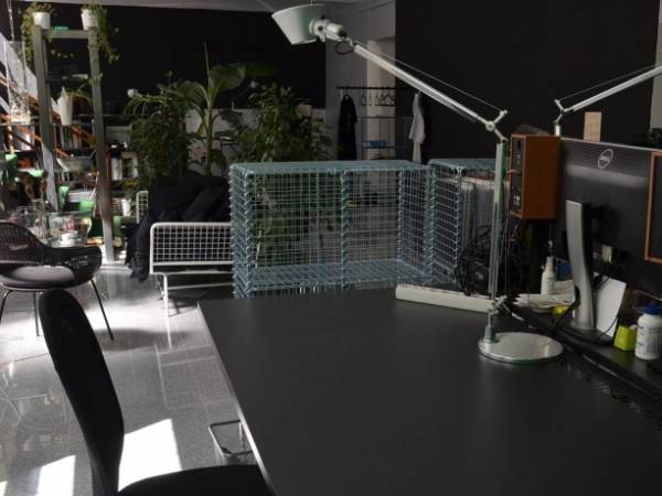 Schreibtischplätze in coolem Produktionsbüro nahe Schönbrunn — Bild 2