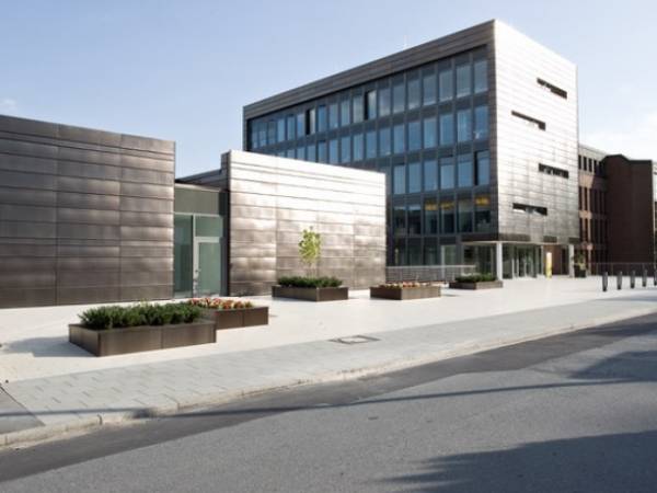 Hochwertige Büroetage mit top Ausstattung und perfekter Lage in Essen mieten — Bild 1