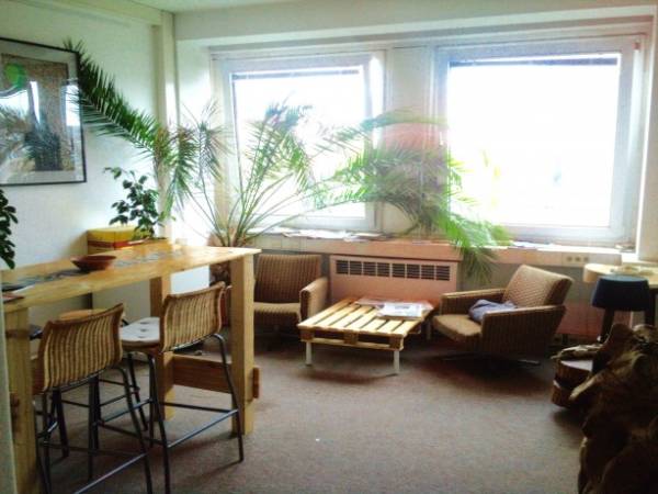 Arbeitsplätze im sonnigen Büro mit Top Lage und super Ausblick in Potsdam mieten — Bild 2