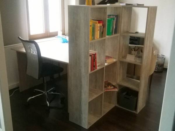 Gepflegte Arbeitsplätze mit viel Tageslicht im Altbau mieten — Bild 3