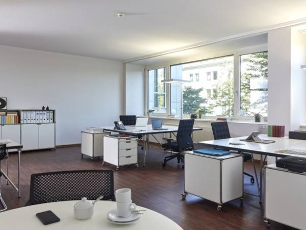 Voll ausgestattete Büros in Fürth — Bild 1
