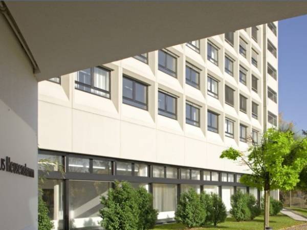 Repräsentativ und günstig - unsere Büroetage in Heusenstamm! — Bild 1