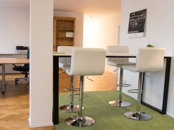 Penthouse-Büro über den Dächern von Stuttgart — Bild 3