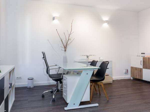 Büro- oder Praxisraum in Hamburg Altona mieten — Bild 1