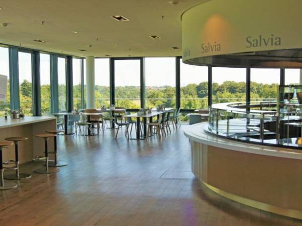 Moderne Büroräume und Co-Working-Plätze in Kronberg im Taunus — Bild 2