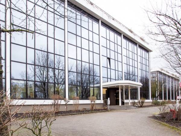Großzügiger Büroraum in der Nähe von München ideal für Startups — Bild 1