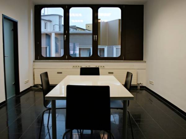 Büroräume in der Kölner Innenstadt nahe Rudolfplatz — Bild 1
