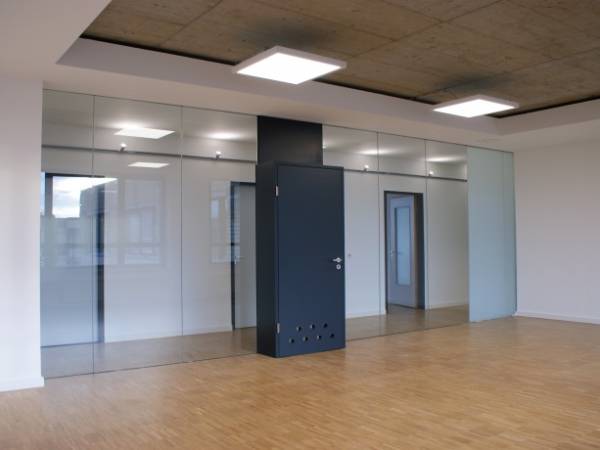 Büroraum in dynamischer Umgebung in Rodenkirchen — Bild 2