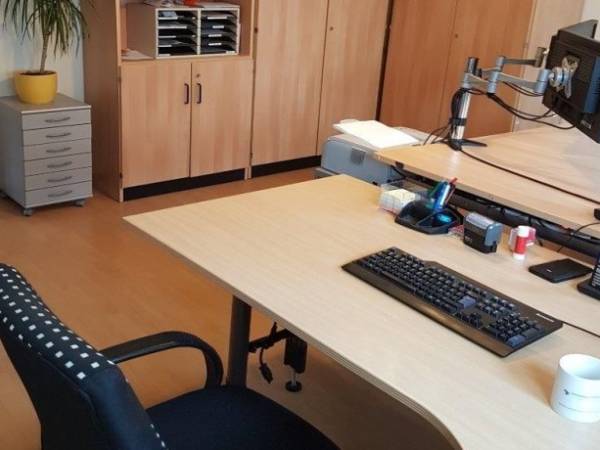 Büroräume und Schreibtischplätze in Coworking Space im Norden Darmstadts flexibel zu vermieten — Bild 2