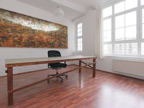 3 moderne Büroräume in einem hellem Berliner Gewerbegebäude — Bild 3