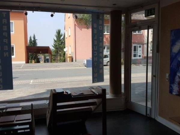 Heller und freundlicher Büroraum in Dortmund — Bild 1