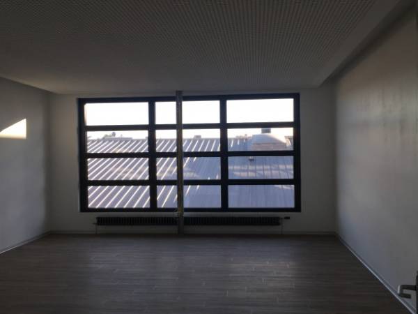 Helle und neu ausgebaute Büros in Fechenheim — Bild 2