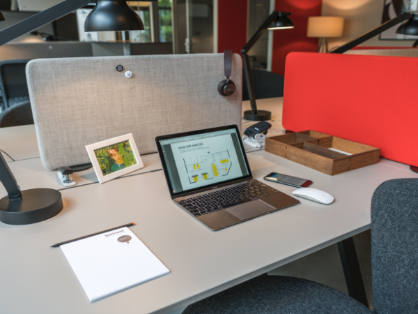 Arbeitsplätze und Büros in neuem Co-Workingspace im Europaviertel — Bild 1