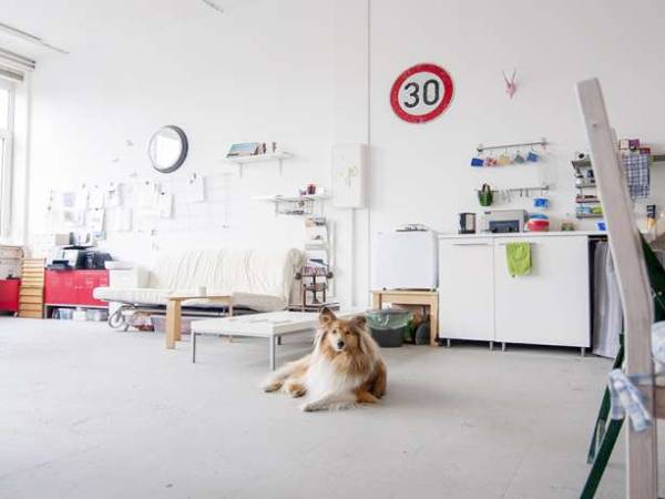 Arbeitsplätze in schöner Ateliergemeinschaft in Lierenfeld — Bild 1