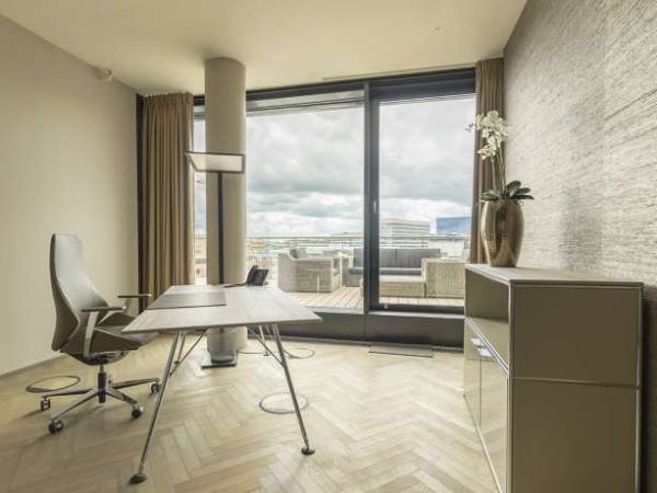 Büroräume und CoWorking Arbeitsplätze direkt am Jungfernsteg — Bild 1