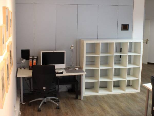 Büroraum und Arbeitsplätze in einer Full-Service Agentur — Bild 3