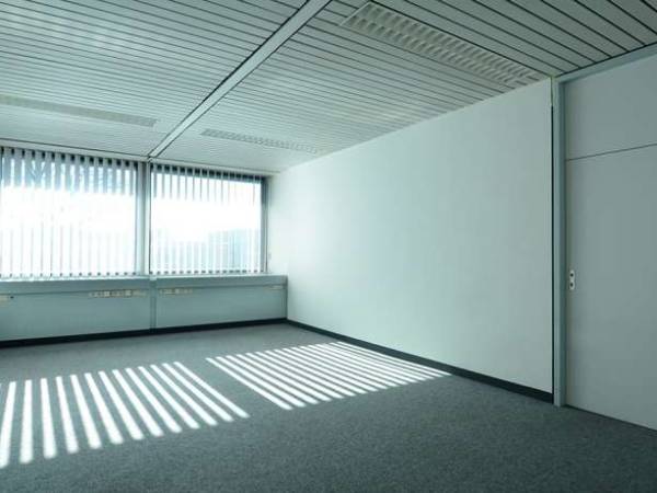 Helle und großzügige Büroräume in Altona Nord — Bild 2