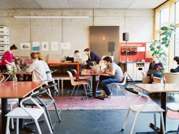 Arbeitsplätze und Büroräume in entspannter Co-Working Community — Bild 3
