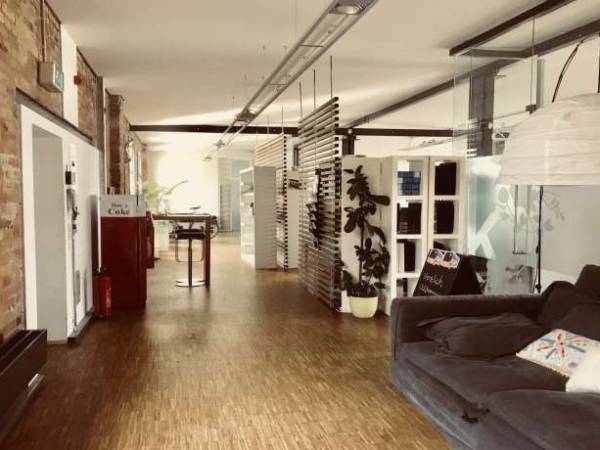 Schöner Büroraum im Industrie-Look in Offenbach am Main — Bild 3