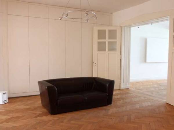 Co-Working Space: Wunderschönes Altbaubüro mit Balkon direkt am Hofgarten/Rhein — Bild 2