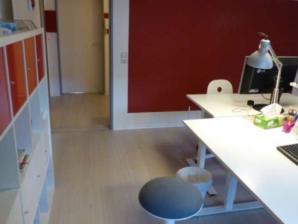 Ruhiges Büro in Bürogemeinschaft mit zentraler Lage — Bild 3