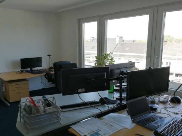 Möbliertere Büroraume in der Düsseldorfer Stadtmitte — Bild 2